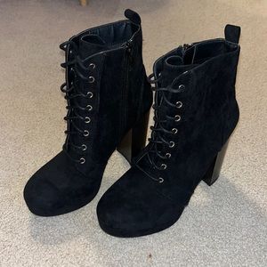 BLACK SUEDE HEELED BOOTIES
